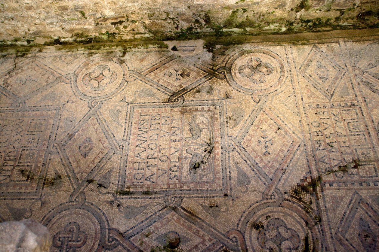 Detalj av gulvdekorasjon (mosaikk) av School Italian