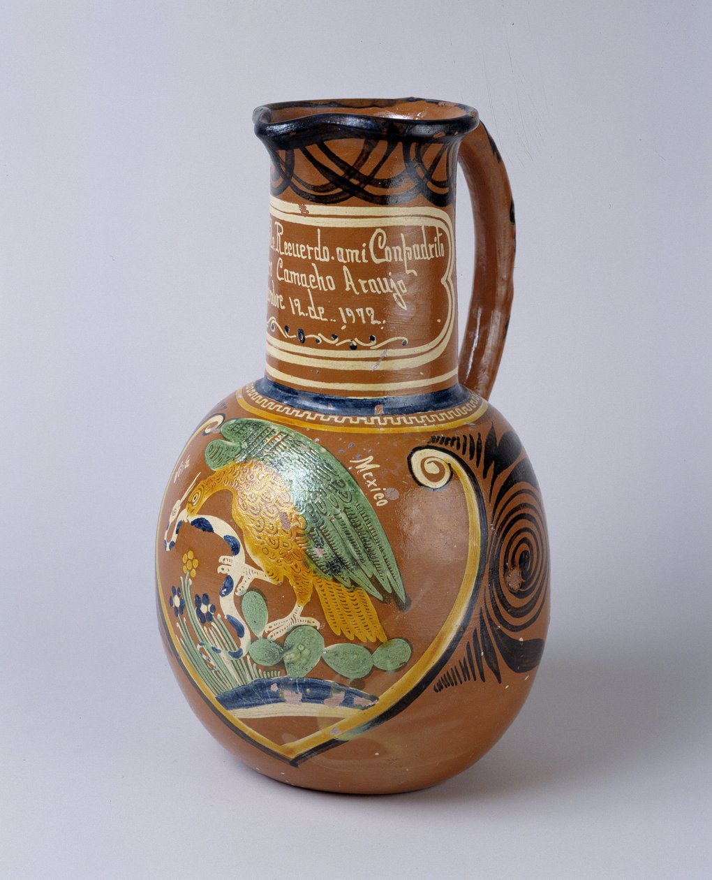 Folkekunst: pulque krukke (gjære agave alkohol) i malt og lakkert terrakotta, fra Mexico. 1972 Valley Museum, Barcelonnette (Alpes de Haute Provence) av School Mexican