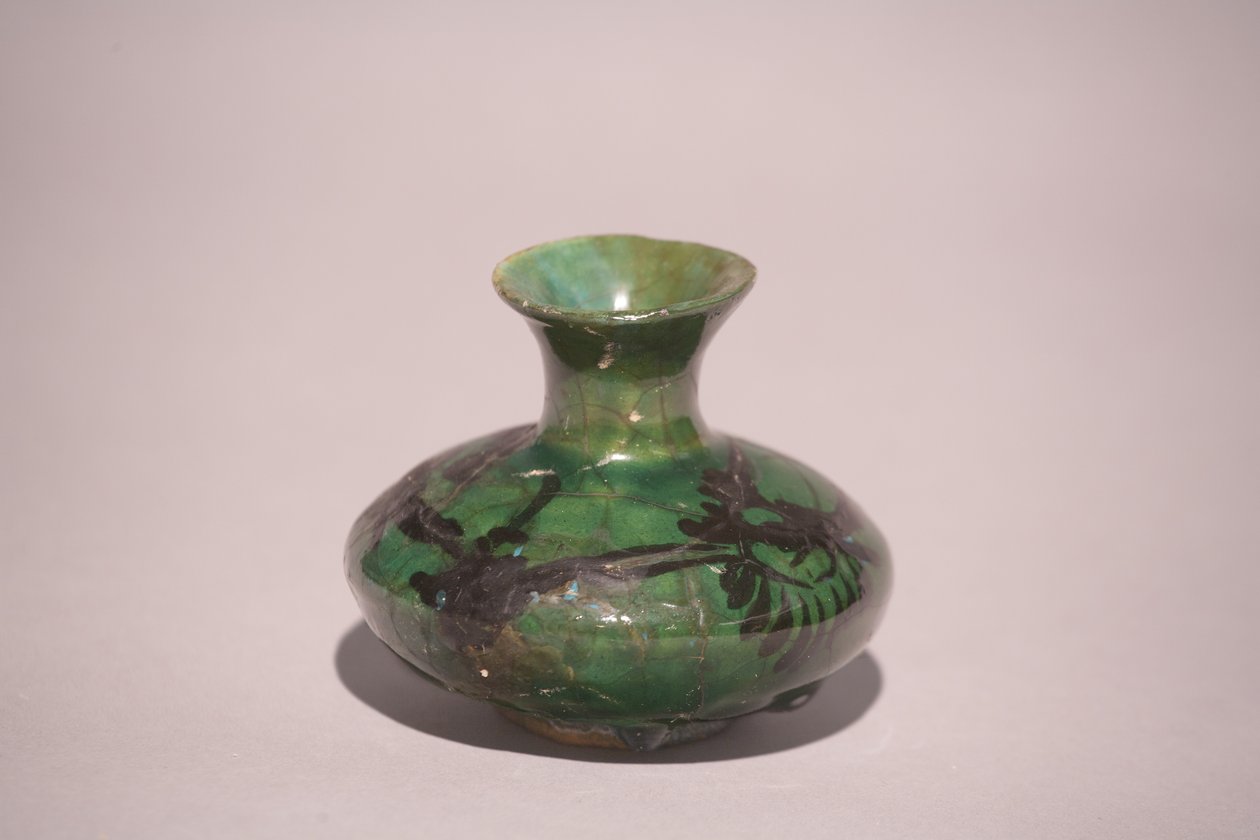 Vase (keramikk) av School Persian