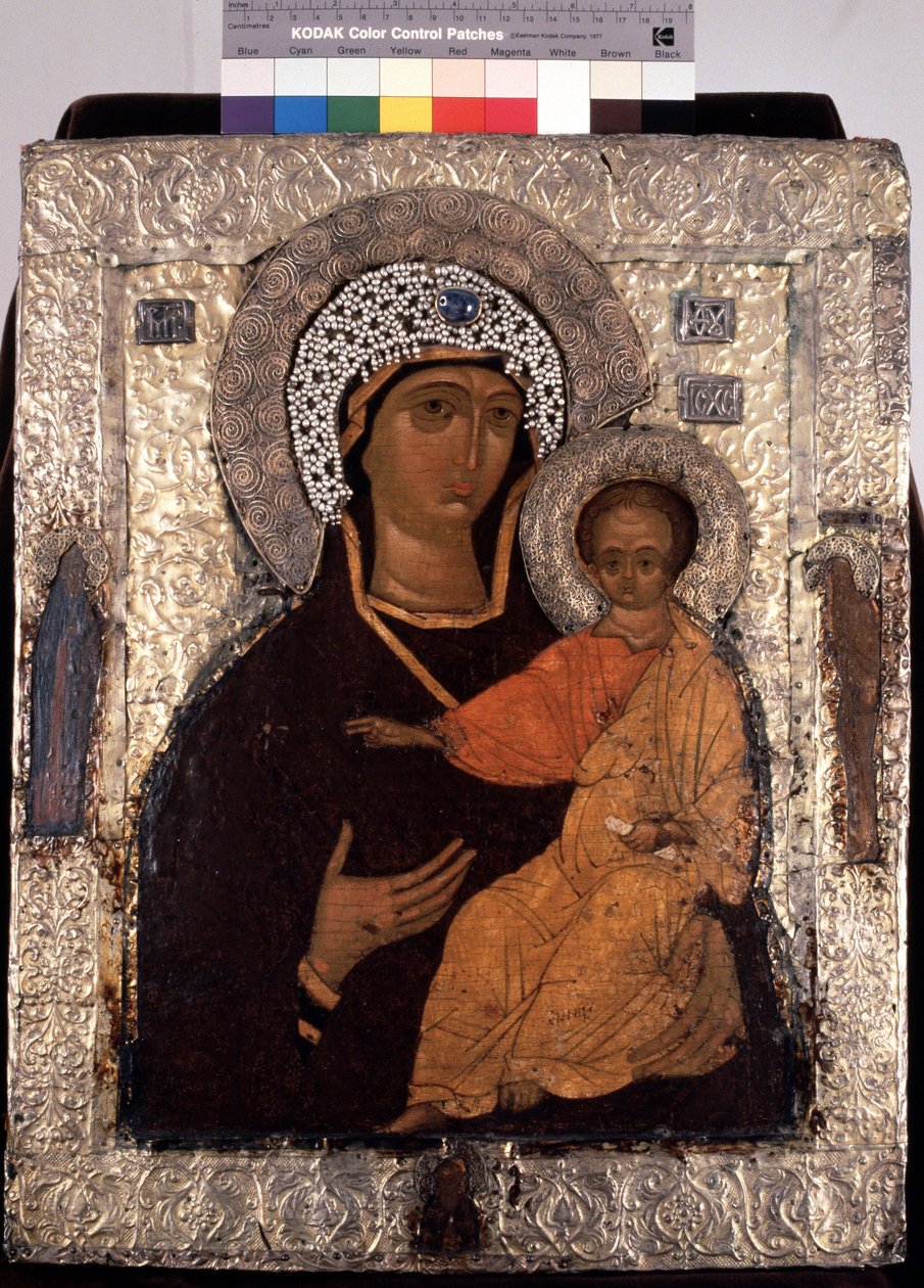 ""Vierge Hodegetria (Hodigitria) "" Icone russe. Peinture sur bois du 14eme siecle. Statens friluftsmuseum for treenigheten Lavra av St. Sergius, Sergyev Possad av School Russian