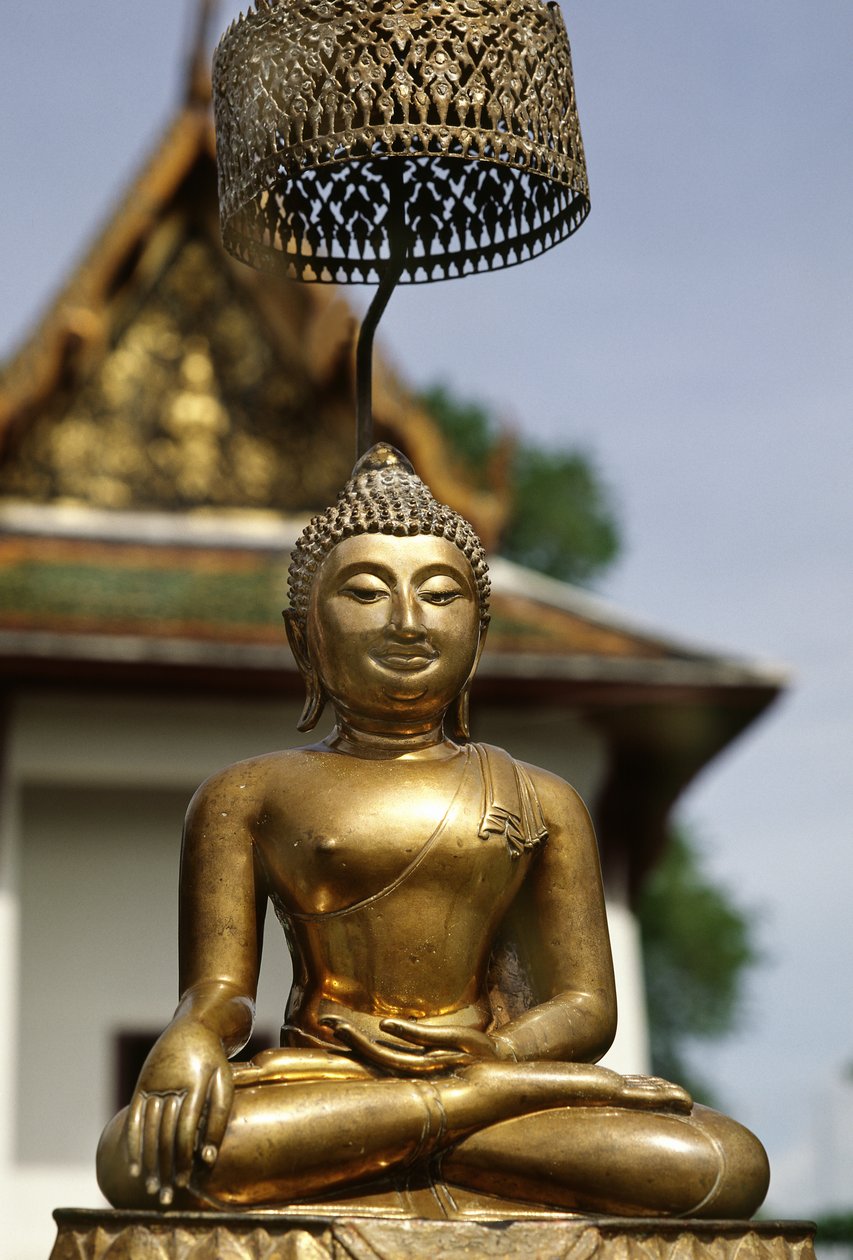 Phra Buddha Sihing utsatt for tilbedere under nyttårsfeiringen (bronse) av School Siamese