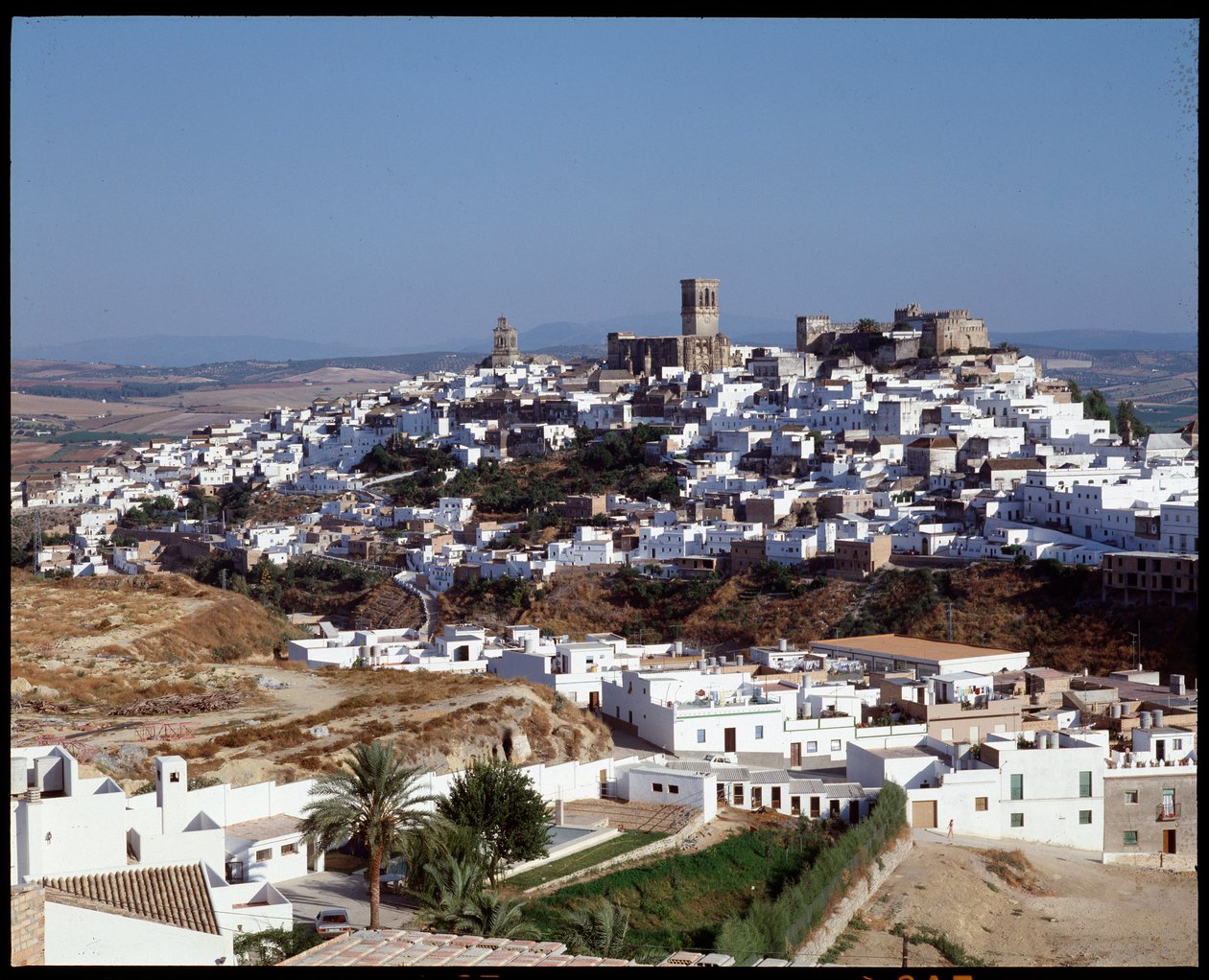 Panoramautsikt over byen Arcos de la Frontera, Andalusia, Spania av School Spanish