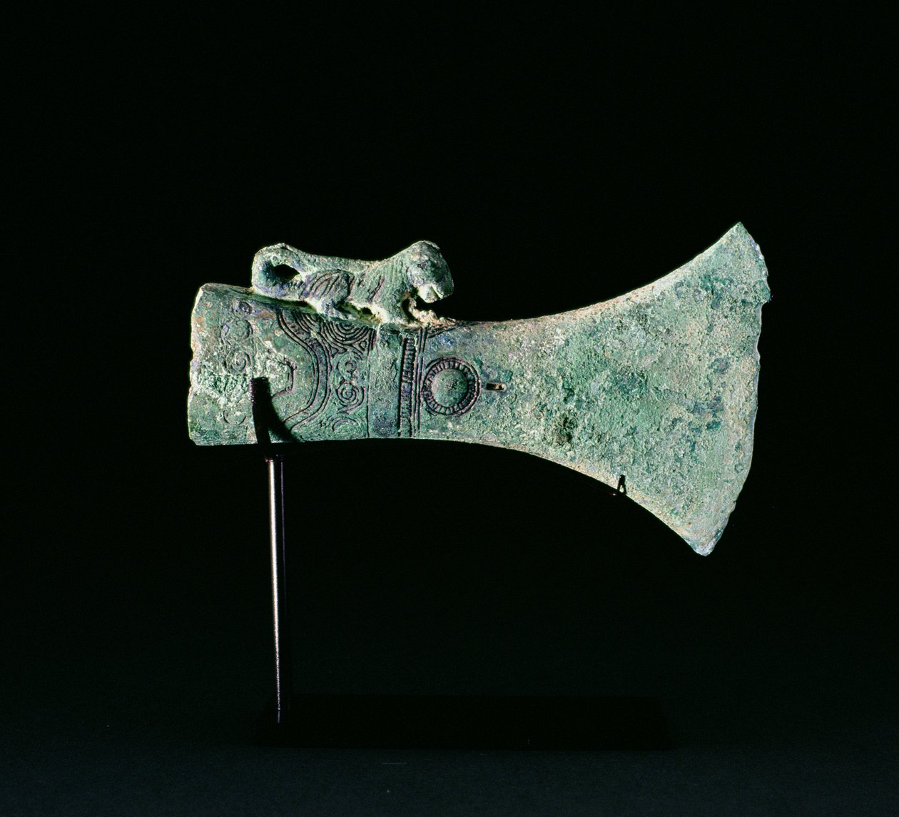 Øksehode, Dongson-kultur, ca. 200 f.Kr.-200 e.Kr. (bronse) av School Vietnamese