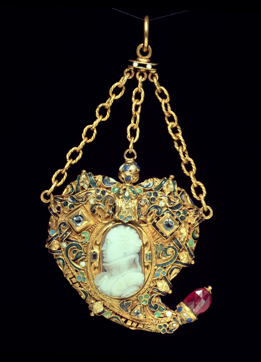 Medaljonsett, med et cameo-portrett av Mary, Queen of Scots (1542-87) sent på 1500-tallet (gull og onyx) av Scottish School