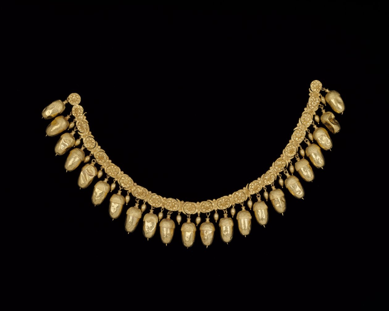 Acorn-kjede, fra grav IV ved Nymphaeum på Krim, 500-tallet f.Kr. (gull) av Scythian