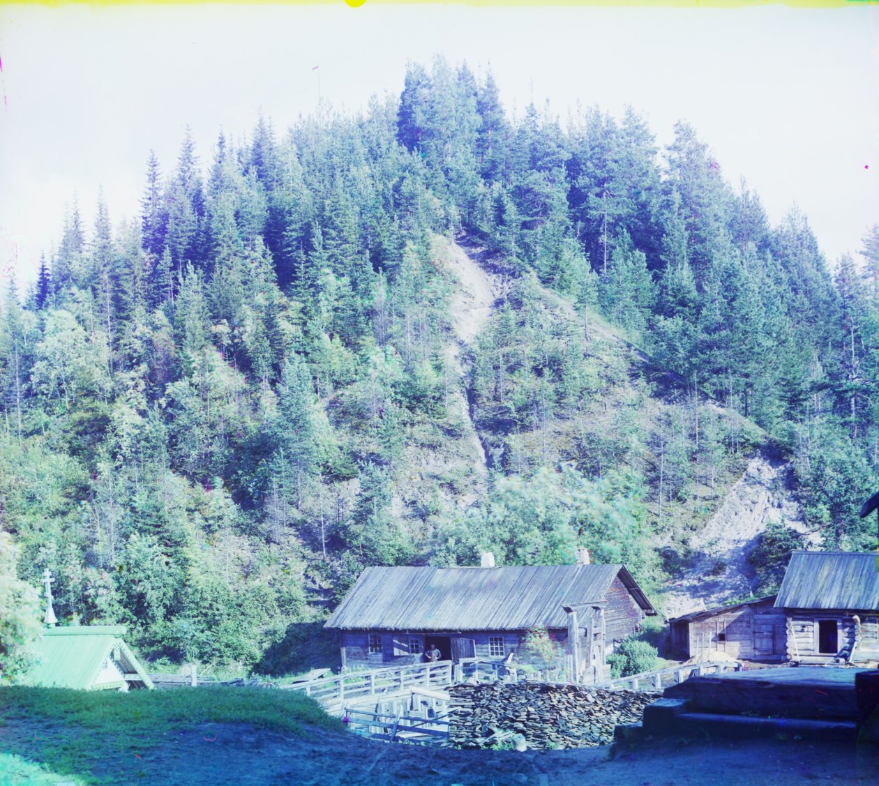Sagbruk ved Medvezhia Gora (Bear Mountain) under byggingen av Murmansk-jernbanen, 1905-1915 av Sergey Prokudin Gorsky