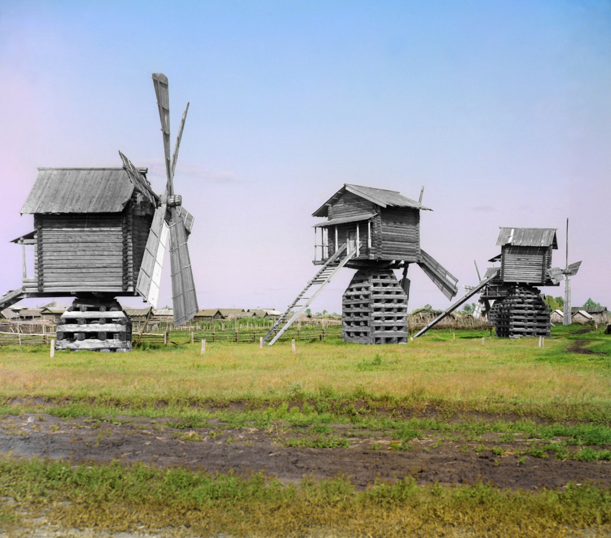 Vindmøller i Ialutorovsk-distriktet i Tobolsk-provinsen, det russiske imperiet, 1912 av Sergey Prokudin Gorsky