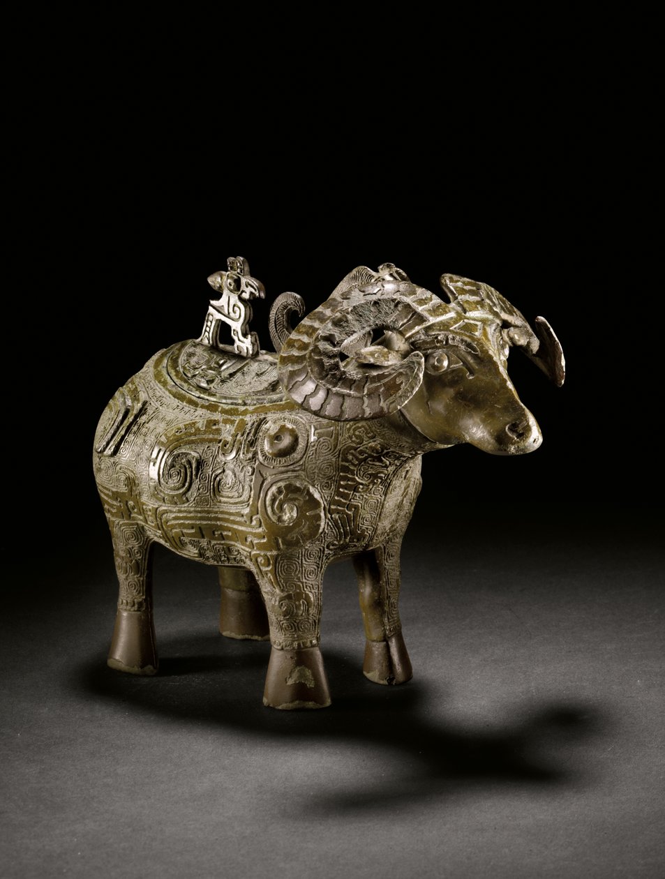 Rituelle ram-formet vinkar, Gong, sent Shang-dynastiet (bronse) (se også 3618914) av Shang Dynasty Chinese School
