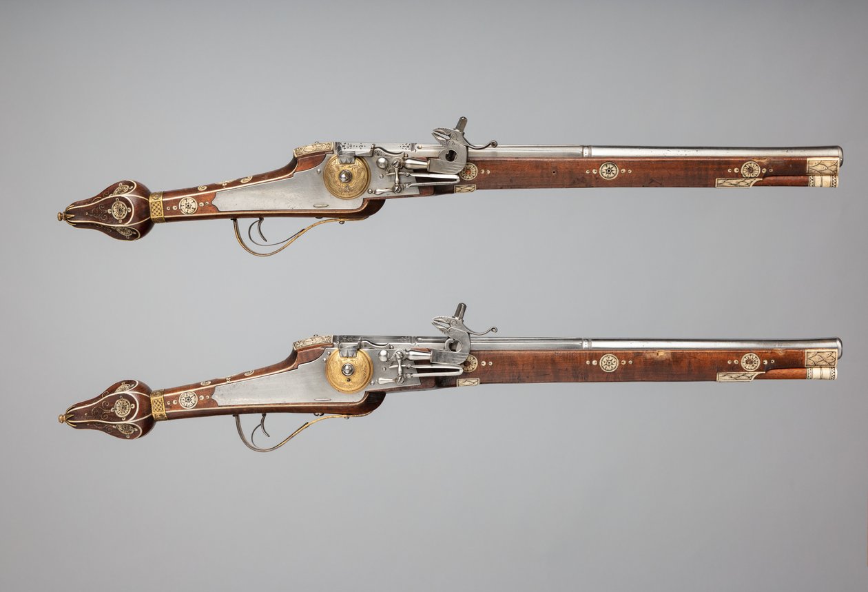Et par hjullåspistoler laget for livvakten til kurfyrsten av Sachsen, tysk, c1610 av Simon Helbig