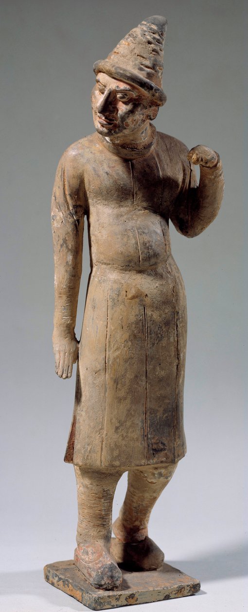 Kinesisk kunst: Sogdisk, barbarisk terrakottastatuett med spiss hatt som bærer silke (fra dagens Usbekistan). 6. eller 8. århundre. Paris, Cernuschi-museet av Sogdian Sogdian