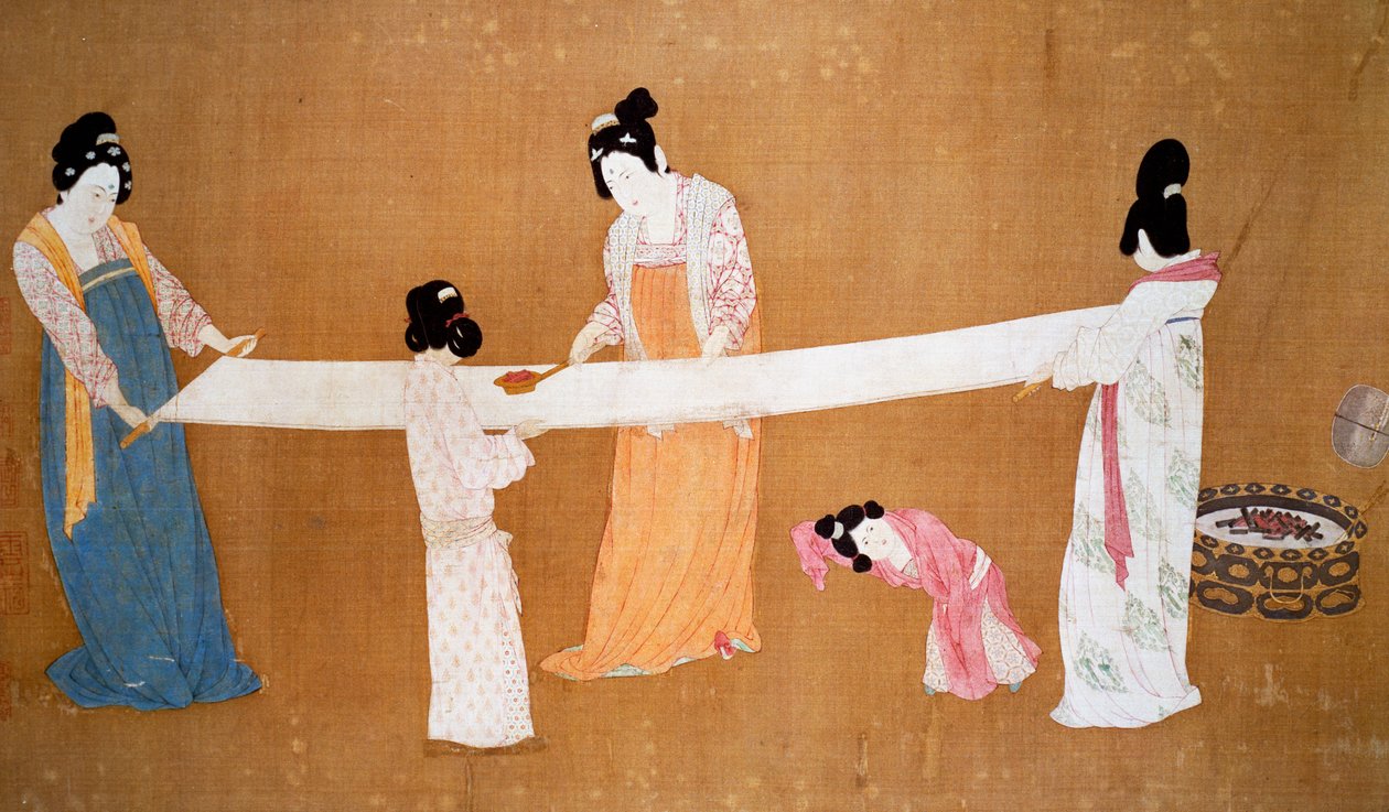 Damer forbereder nyvevd silke, maleri tilskrevet keiser Hui-Tsung, Song-dynastiet, Kina av Song Dynasty Chinese School