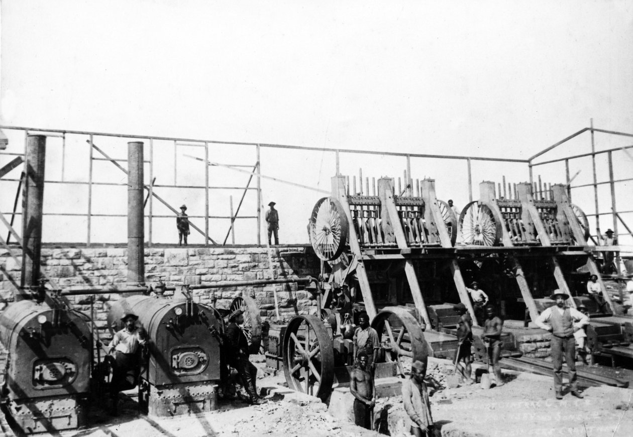 Gold Stamp Mill, Roodepoort Central CMco., ca. 1895 av South African Photographer
