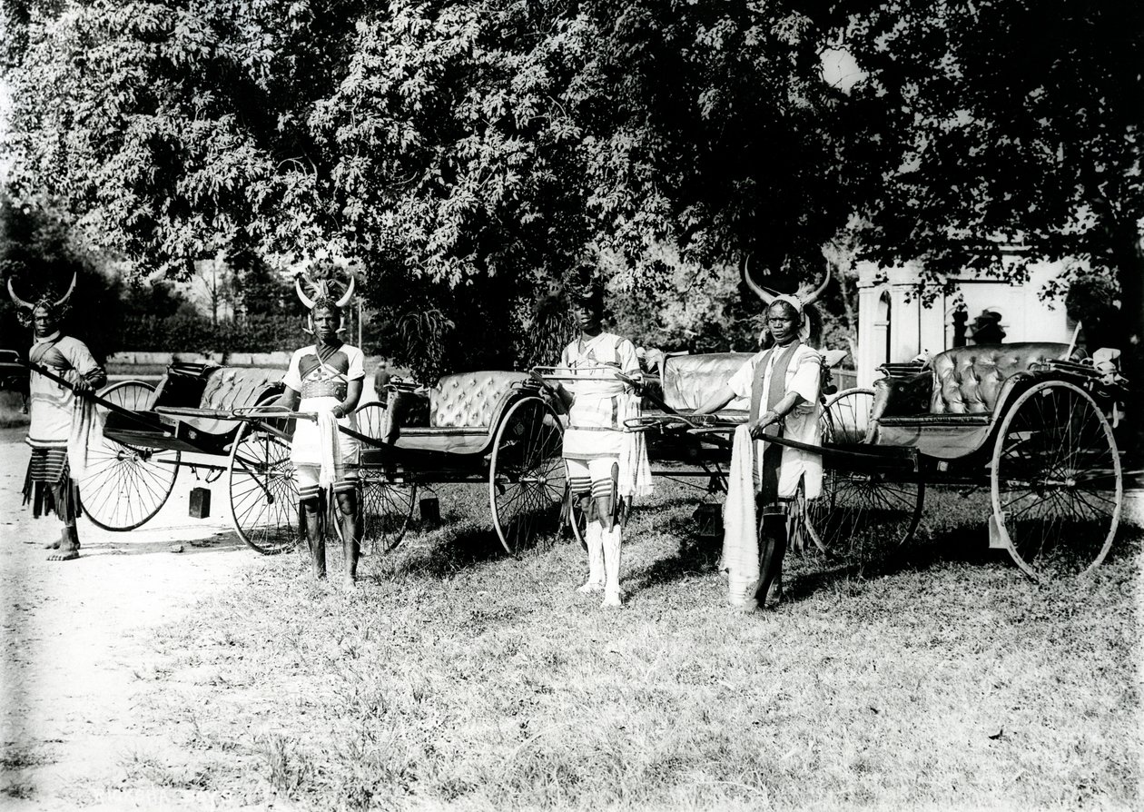 Zulu Ricksha Drivers, Durban, ca. 1897 av South African Photographer