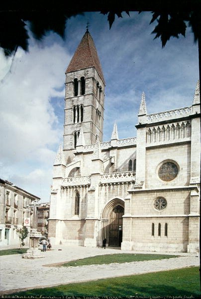 Santa Maria la Antigua-kirken av Spanish School