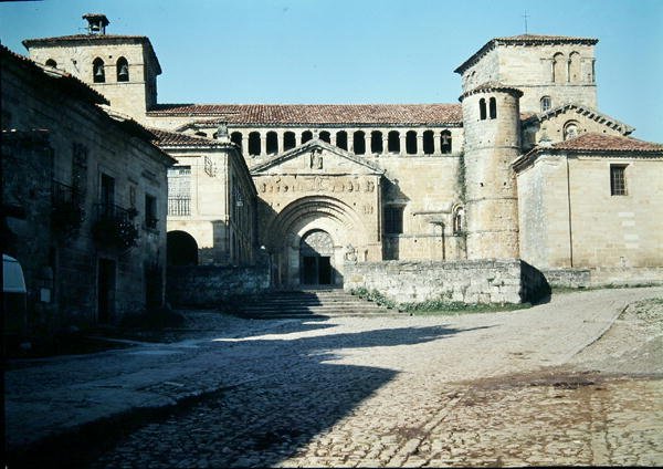 Hovedfasade av Spanish School