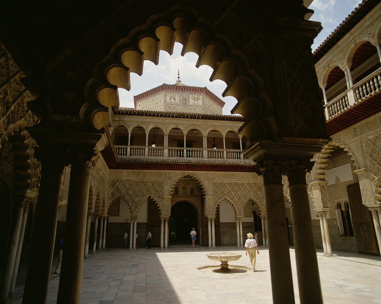 Uteplass i Real Alcazar av Spanish School