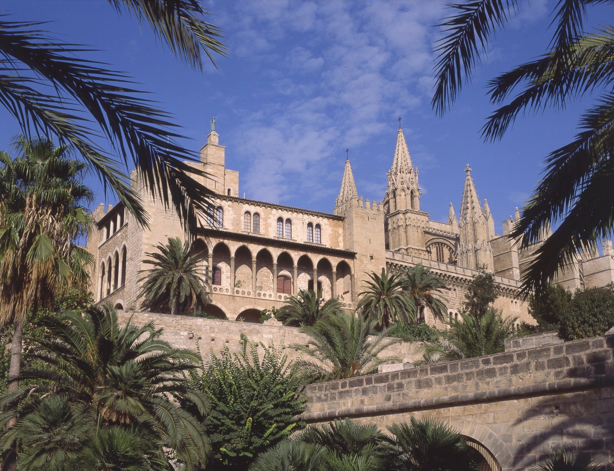 Utsikt over La Almudaina-palasset, Palma de Mallorca av Spanish School