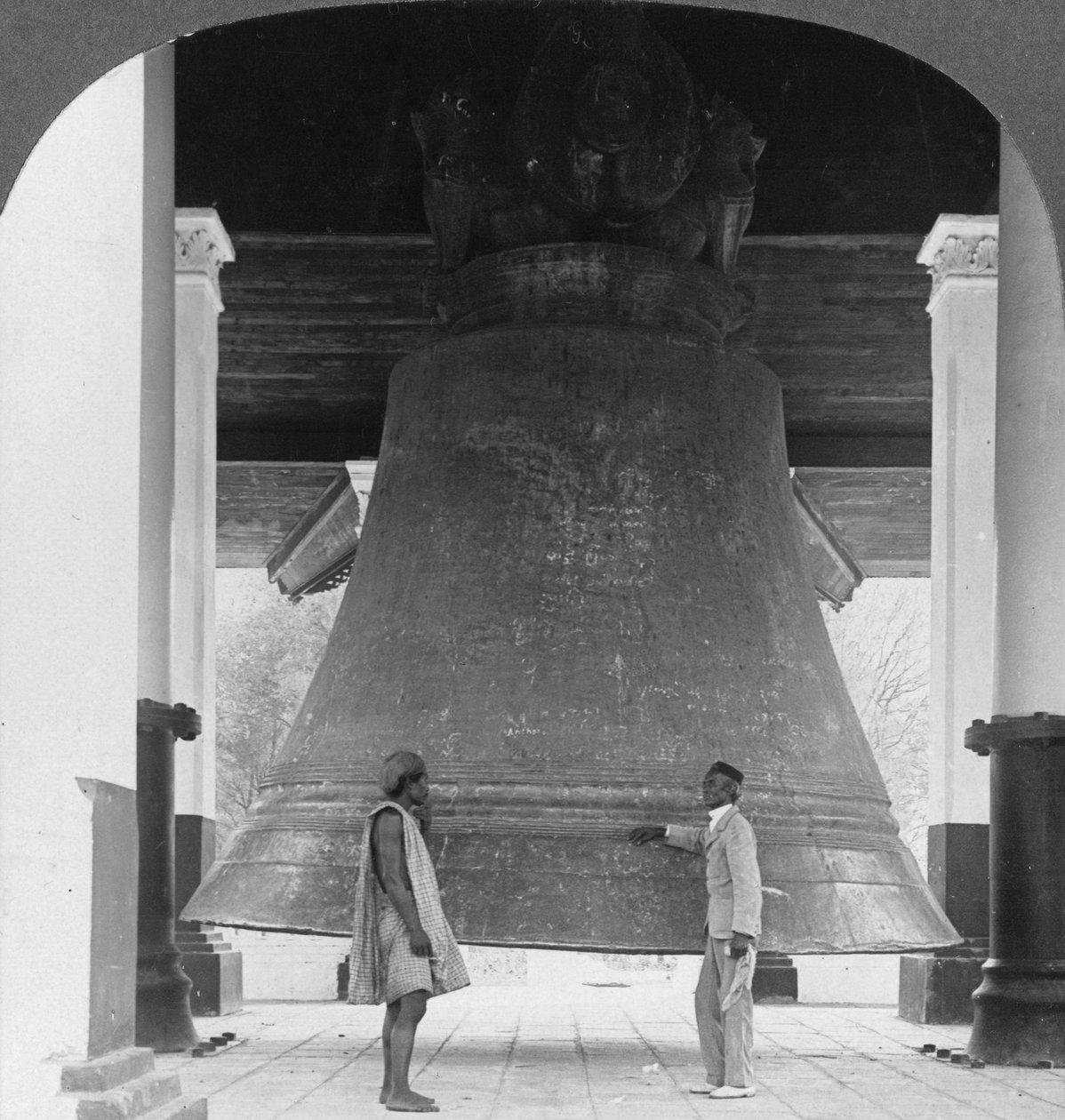 Største perfekte klokke i verden, Mingun, Burma, 1908 av Stereo Travel Co