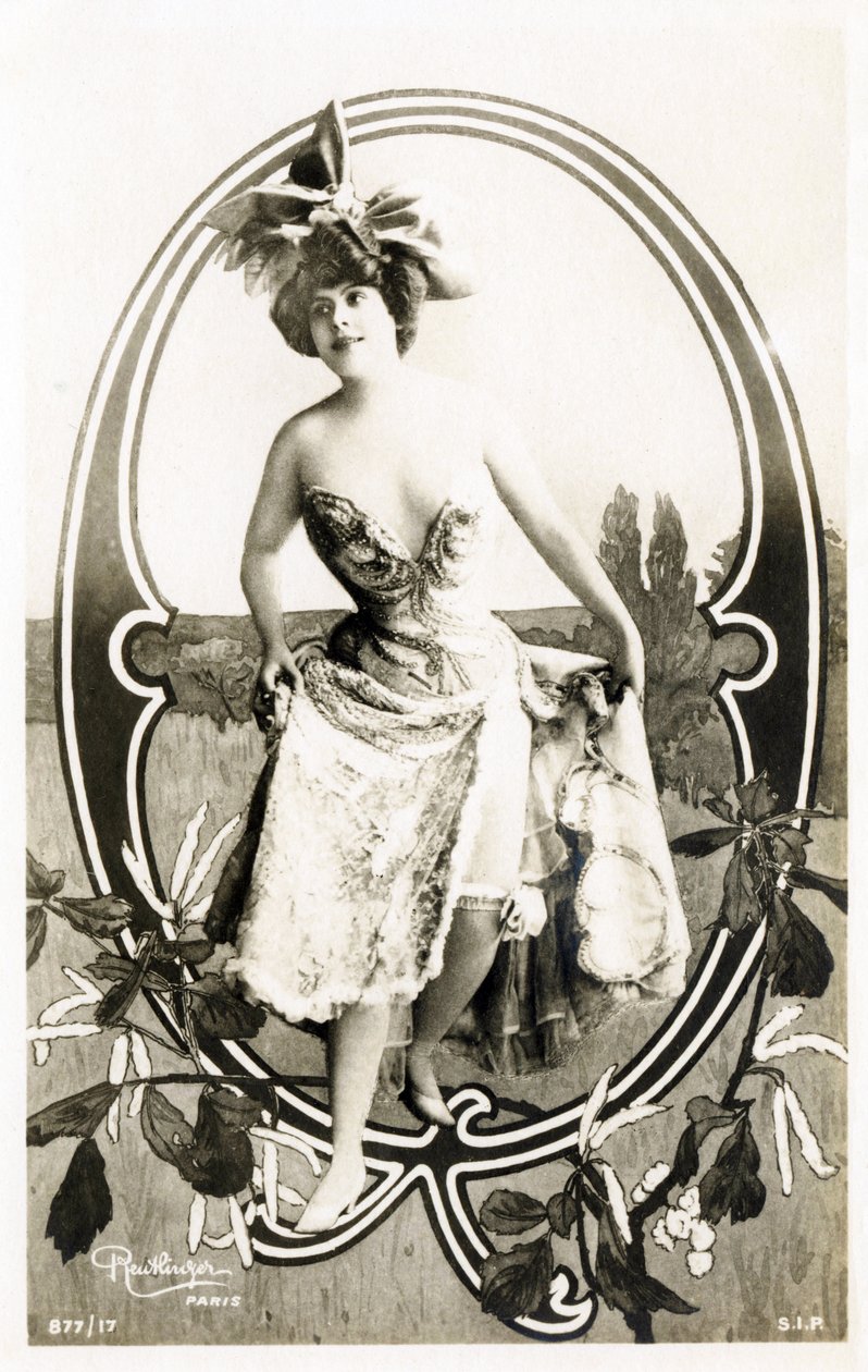 Q : Marcelle Yrven , fransk skuespillerinne - Teatre : Palais Royal , Folies dramatiques, Paris - Alfabet på postkort av Studio Reutlinger