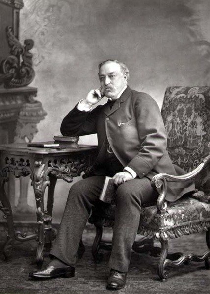 Edmund Yates (1831-94), journalist og romanforfatter, portrettfotografi (s/hvitt-foto) av Studio Walery