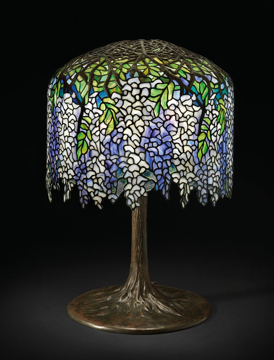 Wisteria bordlampe, ca. 1910 (blyglass og bronse) av Studios Tiffany