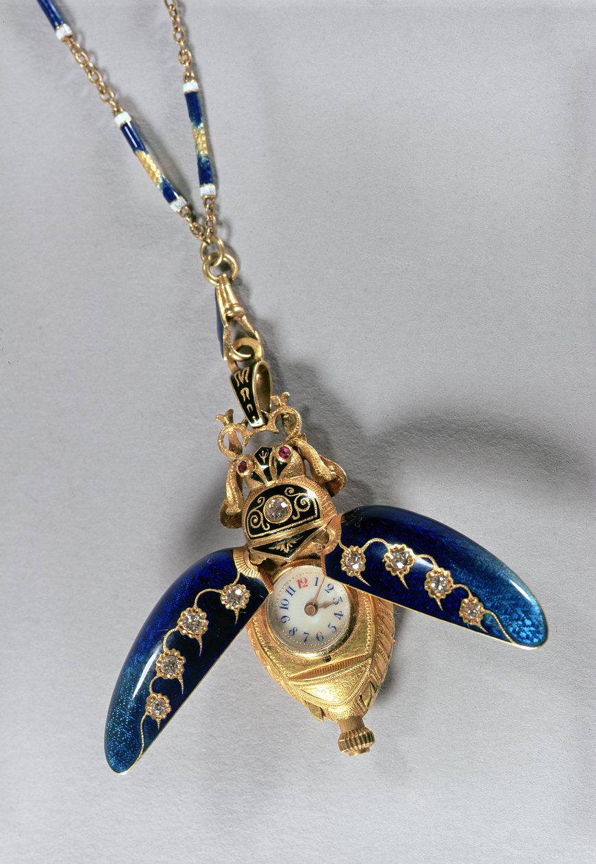 Scarab-formet anhengsklokke med jegerhus, Chaux-de-Fonds, 1890-tallet (gull, kobberlegeringer, slipte diamanter, rubiner og emalje) av Swiss School