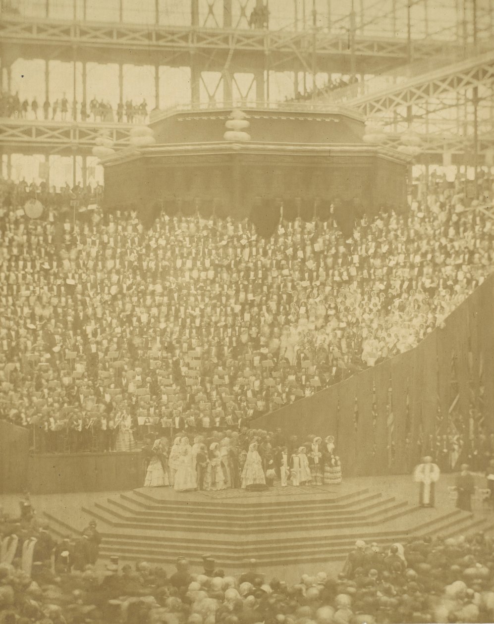 Dronning Victoria presiderte ved gjenåpningen av det rekonstruerte Crystal Palace i Sydenham, 1854. av T. R. Williams