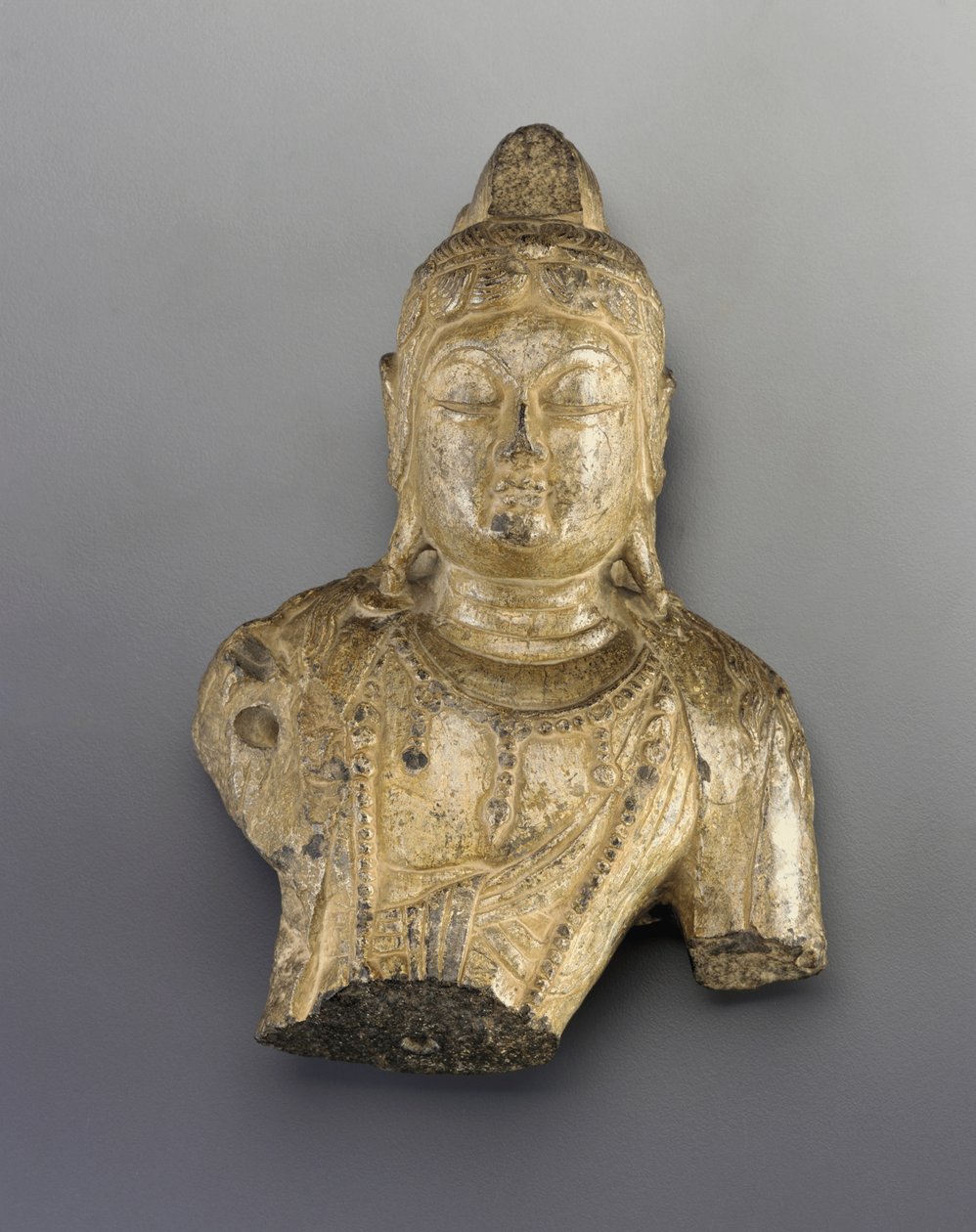 Liten byste av buddhistisk figur av Tang Dynasty Chinese School