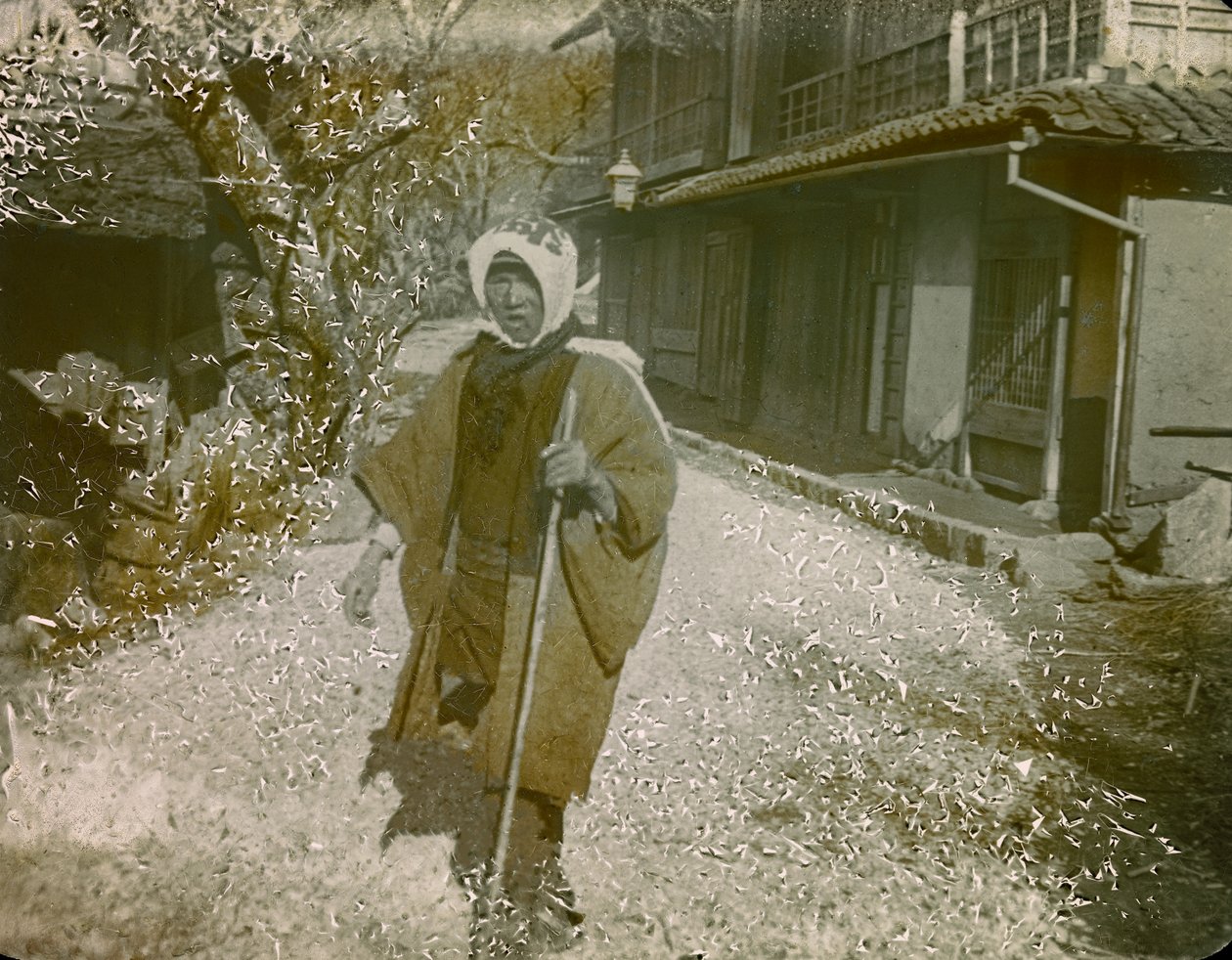 Portrett av en japansk mann ca. 1900–1915 (fotografi) av Teijiro Takagi