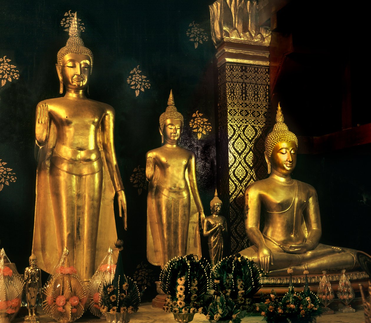 Buddhaer fra Sukhothai-perioden av Thai School
