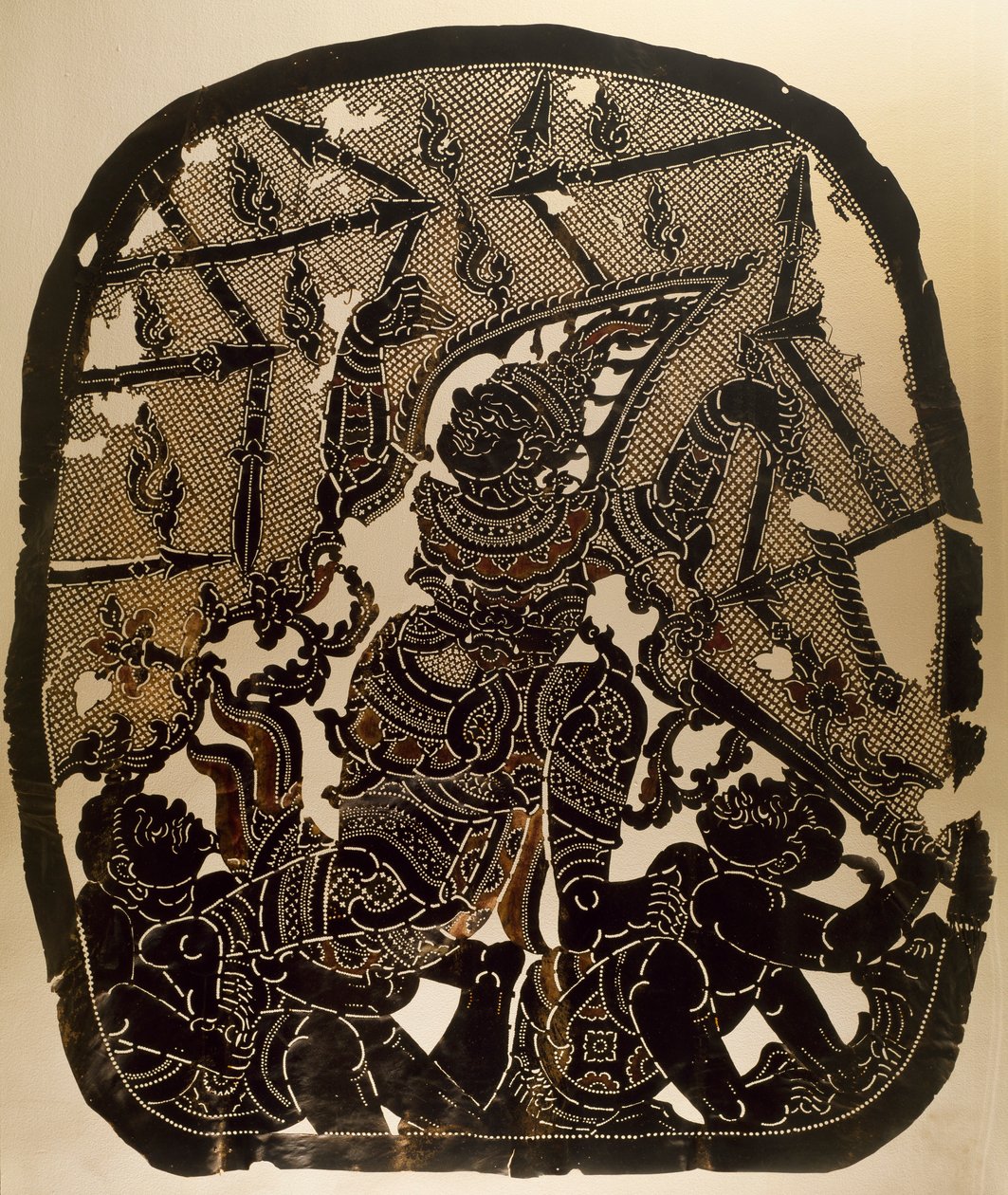 Scene fra Nang Yai skyggedukketeater som representerer Virunjambang, hærgeneral Dasakantha, utskåret skinnpanel, Thailand, Thai Civilization av Thai School
