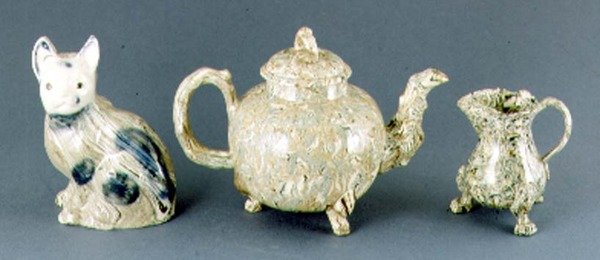 Tekanne og fløtekanne, ca. 1745-50 (agatvarer) av Thomas Whieldon