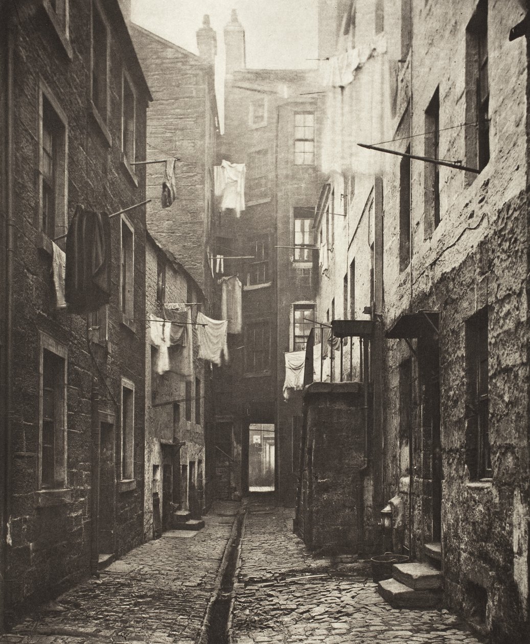 Gård nr. 75, High Street (nr. 12) av Thomas Annan