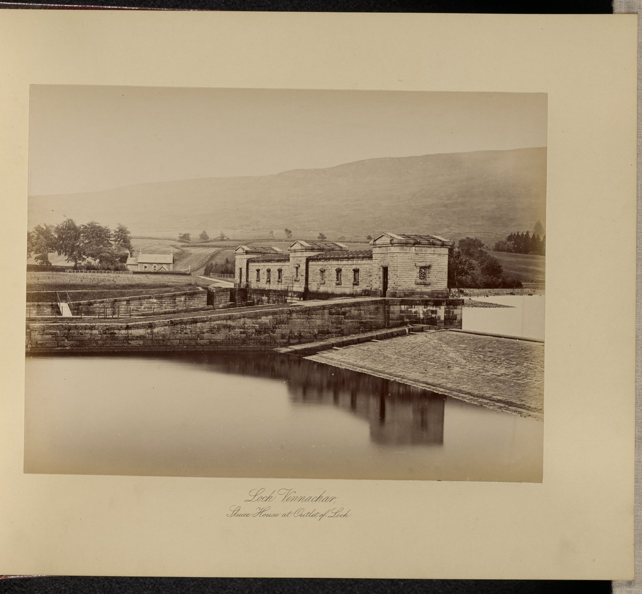  av Thomas Annan