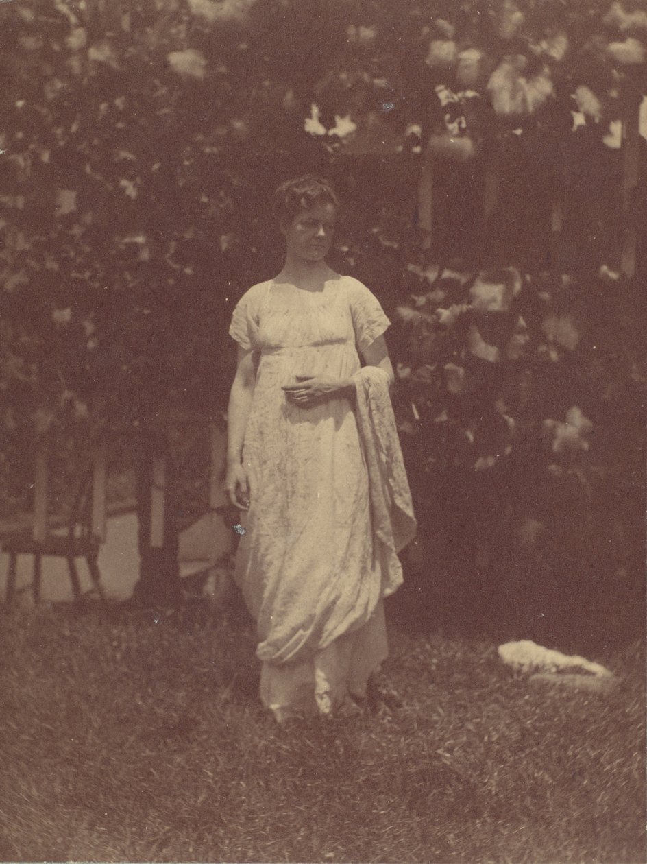[Fru. Louis Kentin i Empire Dress], 1880-tallet, 1880-tallet. av Thomas Eakins
