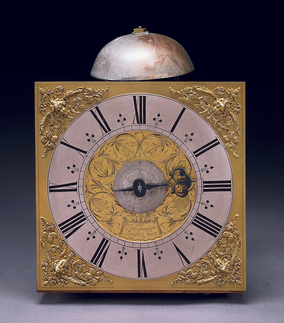 Firkantet urskive av en Charles II Thirty Hour Longcase Clock, ca. 1680 (blandet media) av Thomas Tompion