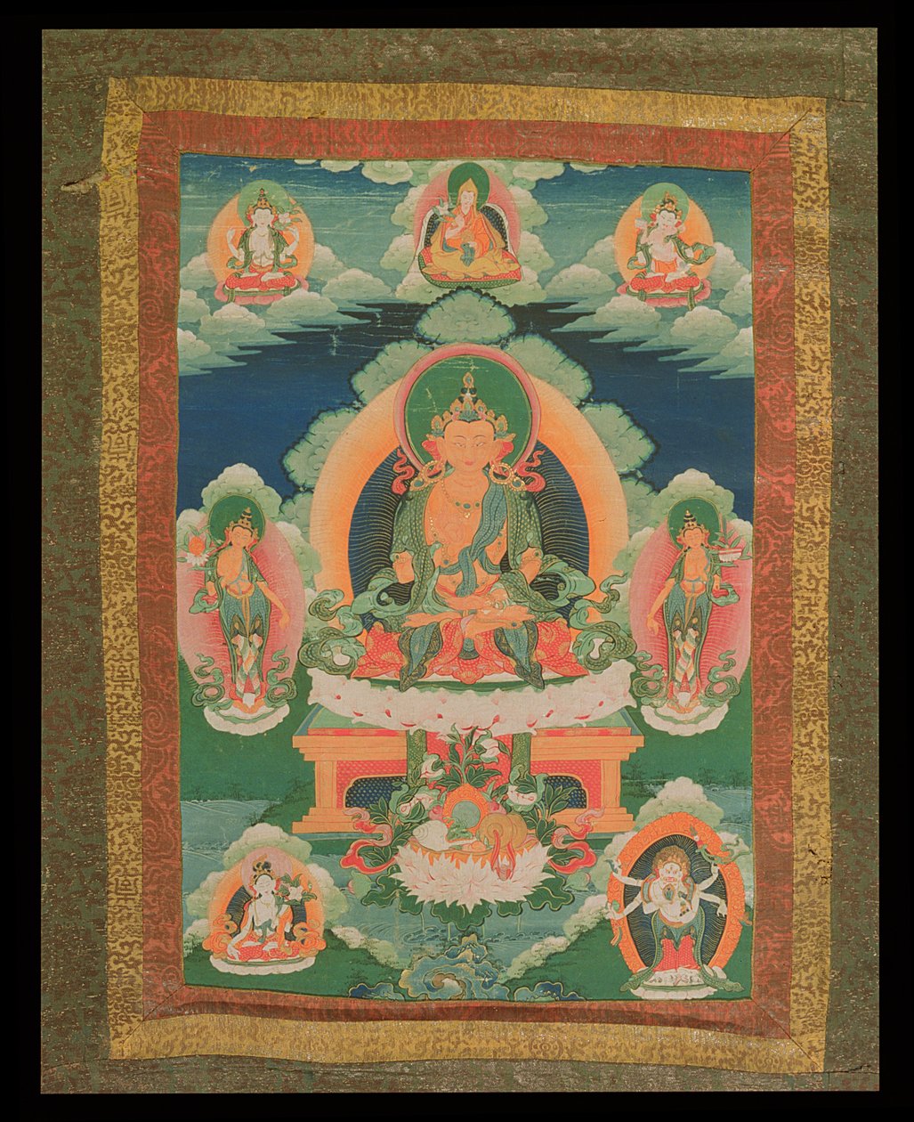Thangka-maleri som viser en uidentifisert Bodhisattva, med forskjellige bodhisattvaer, guddommer og hellige menn rundt, fra Lhasa, 1780-1880 (papir montert på silke) av Tibetan School