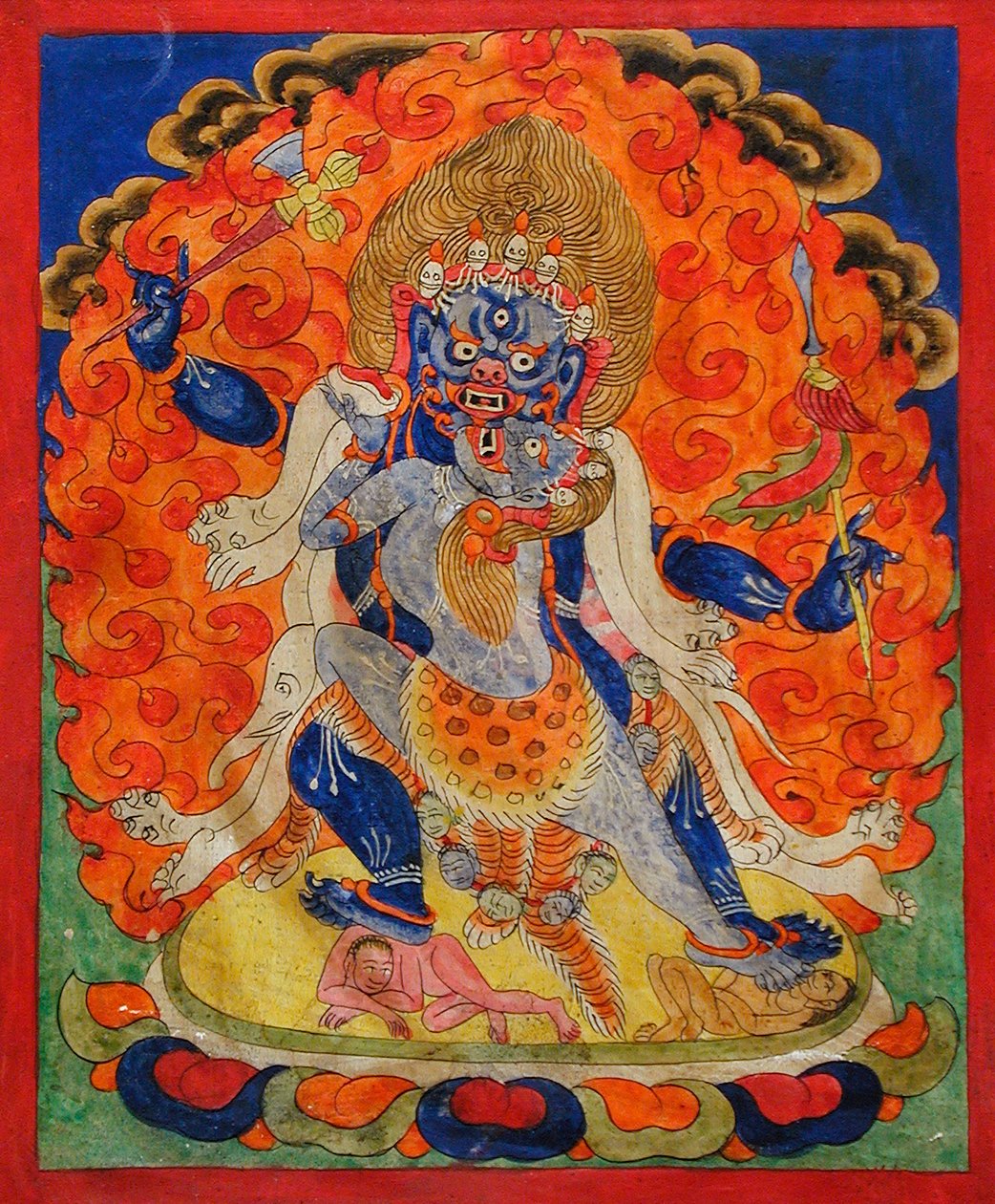 A Terrifying Deity in Yab-Yum, 1800-tallet (mineralpigmenter på bomullstøy) av Tibetan School