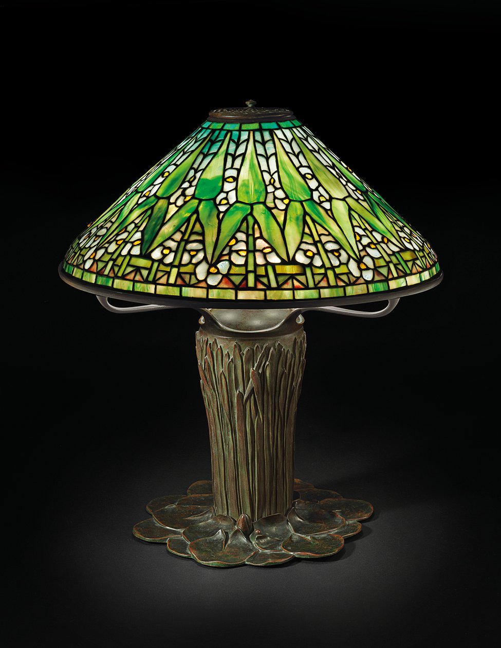 Arrowhead bordlampe, ca. 1910 (blyglass og bronse) av Tiffany and Company