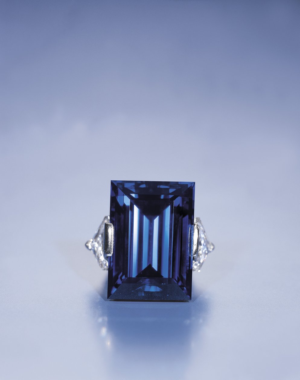 Rockefeller Sapphire (diamanter, safir og platina) av Tiffany and Company