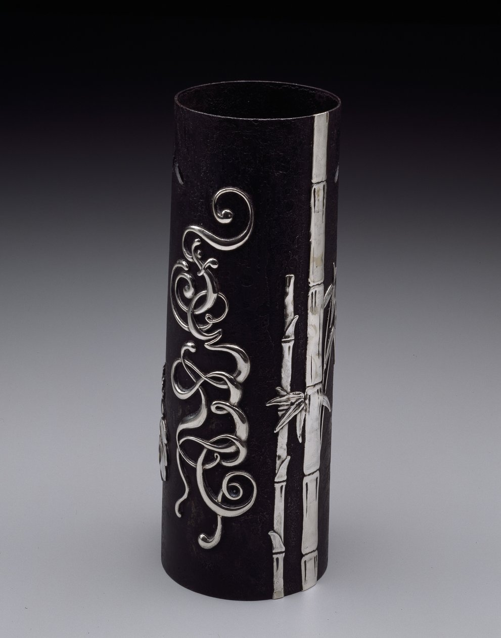 Vase, ca. 1877-85 (jern og sølv) av Tiffany and Company