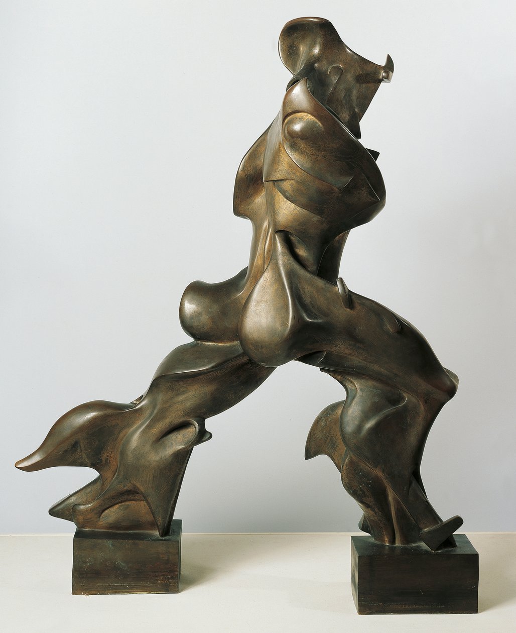 Unike former for kontinuitet i rommet av Umberto Boccioni