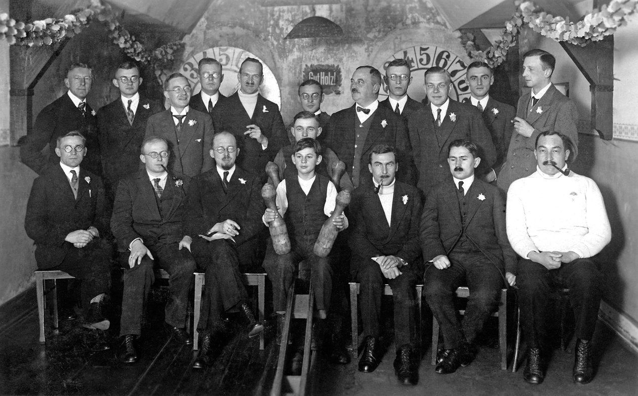BAH-biologer fra mellomkrigstiden i slutten av 1927 bowling med akademikere av Unbekannt Unbekannt