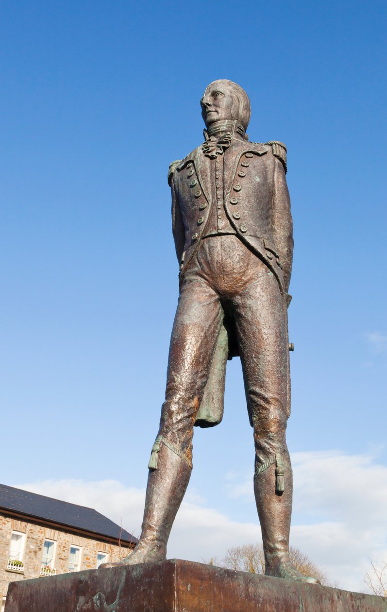 Bantry, West Cork, Irland. Statue av Theobald Wolfe Tone, 1763 - 1798, irsk revolusjonær og grunnleggende medlem av United Irishmen som regnes som far til irsk republikanisme. Statue skulpturert av J av Unbekannt Unbekannt