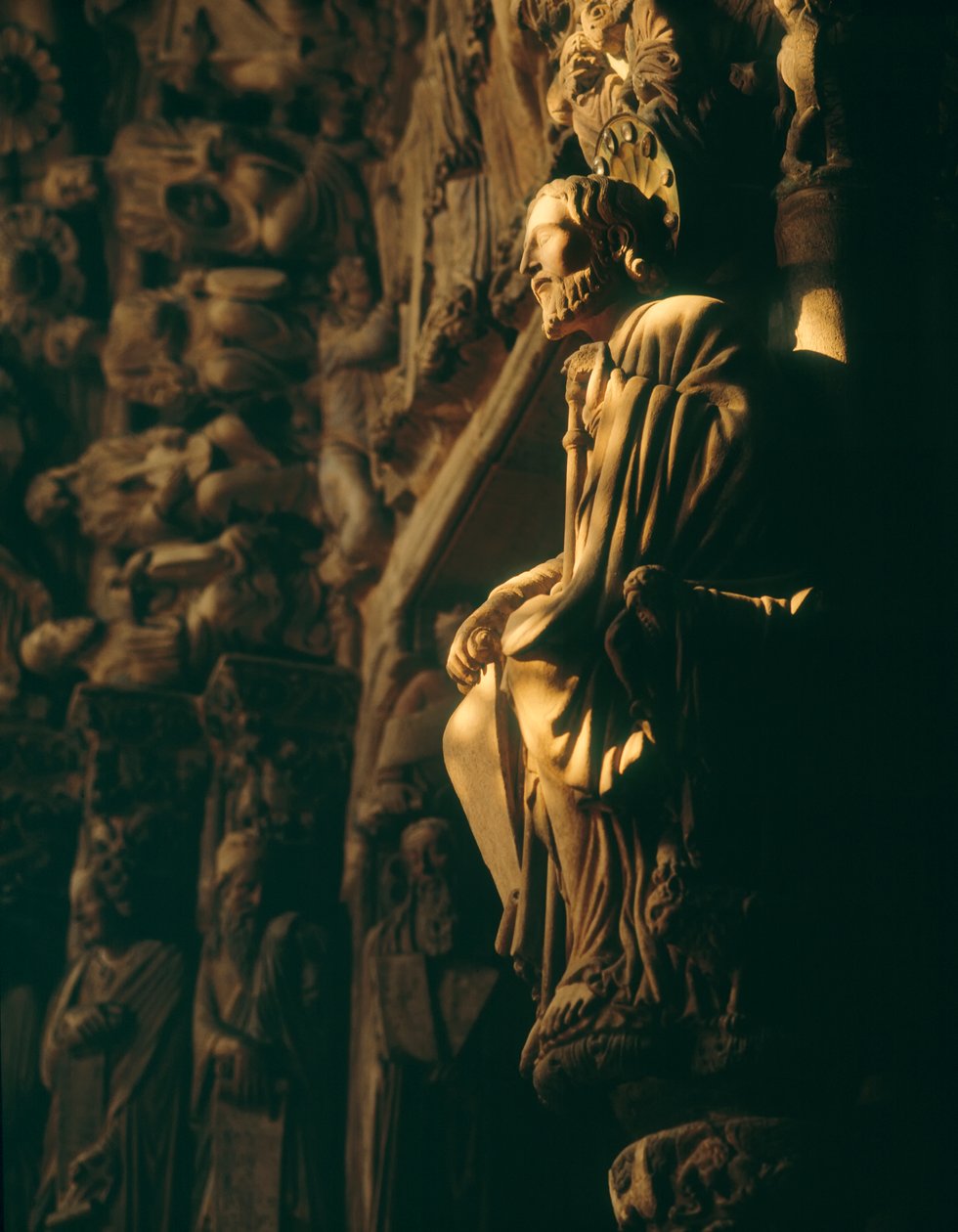 Detalj fra Portico da Gloria som viser figuren av St. James av Unbekannt Unbekannt