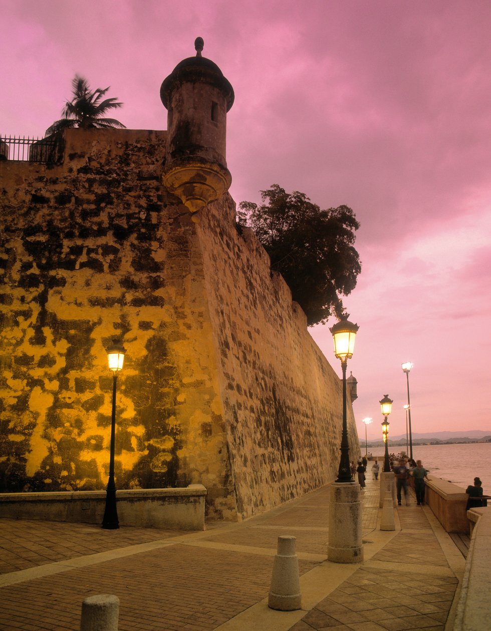 La Fortaleza og Paseo de la Princesa av Unbekannt Unbekannt