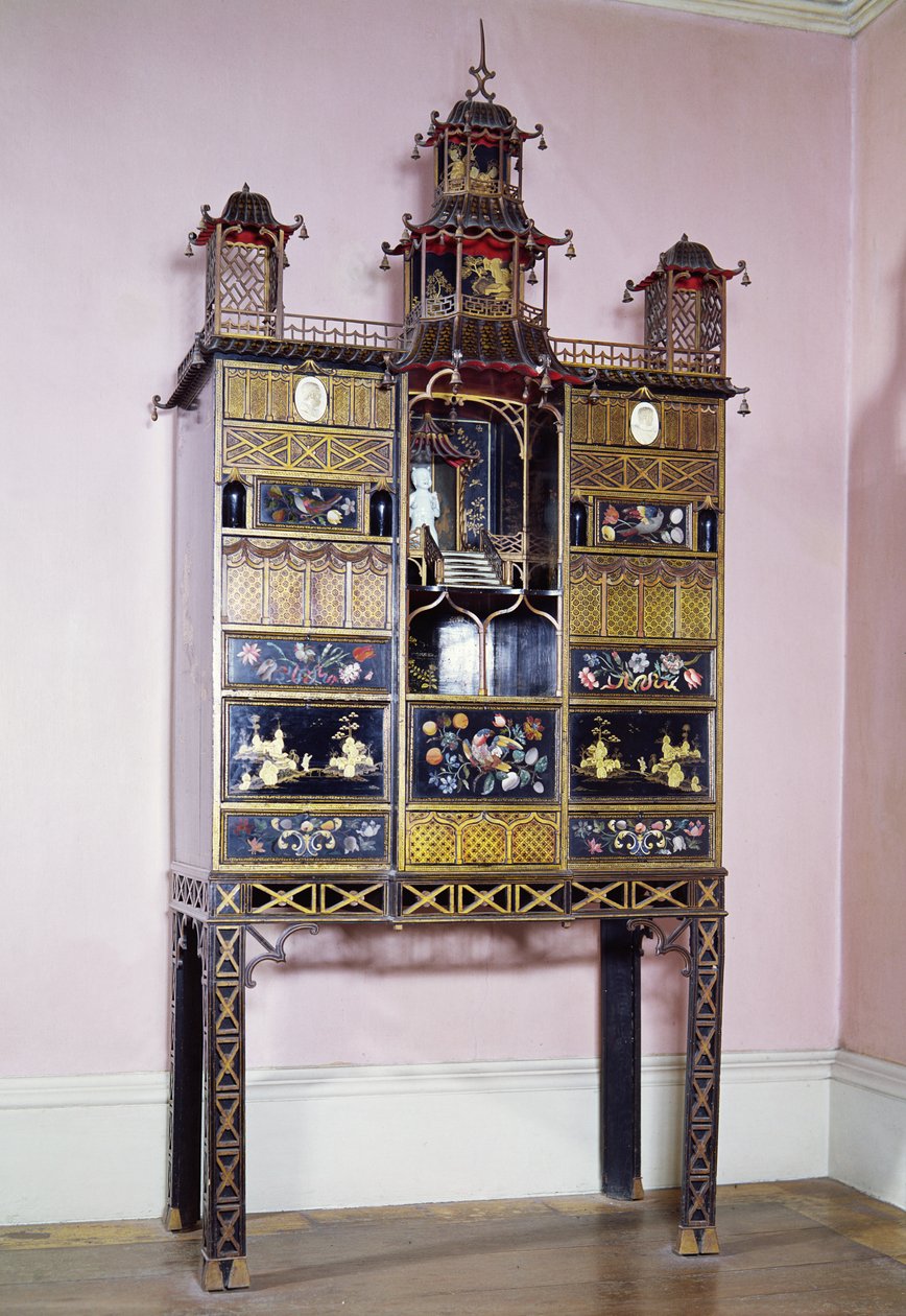 Pagodeskap i stil med Thomas Chippendale, europeisk lakk, midten av 1700-tallet av Unbekannt Unbekannt