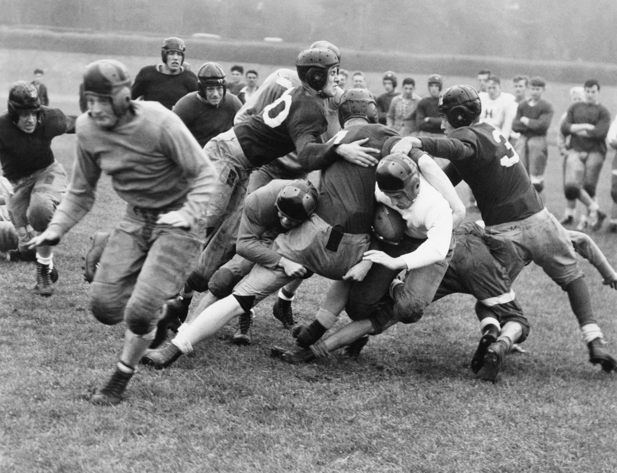 Taklet i The Football Line, San Francisco, California, 30. august 1937 av Unbekannt Unbekannt
