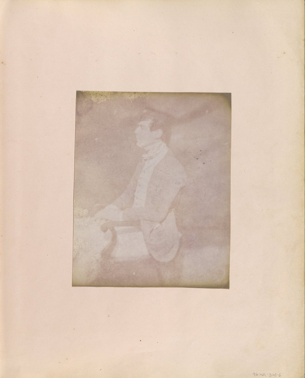 Ukjent produsent, britisk, aktivt India ca 1843 - (Profilportrett av en sittende mann i fjærkledd cap) av Unbekannt Unbekannt
