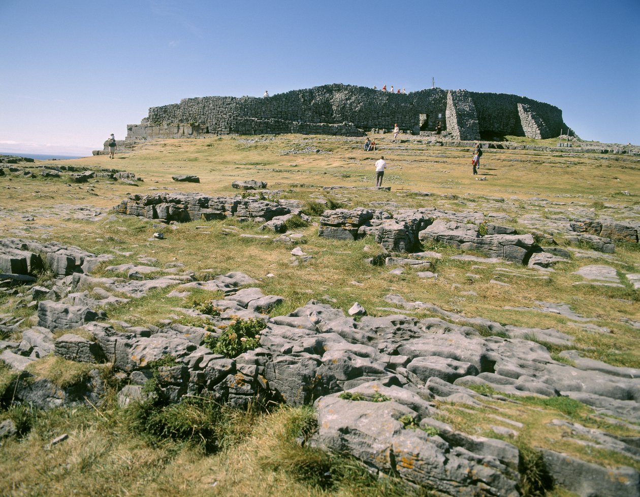 Utsikt over Dun Aengus av Unbekannt Unbekannt